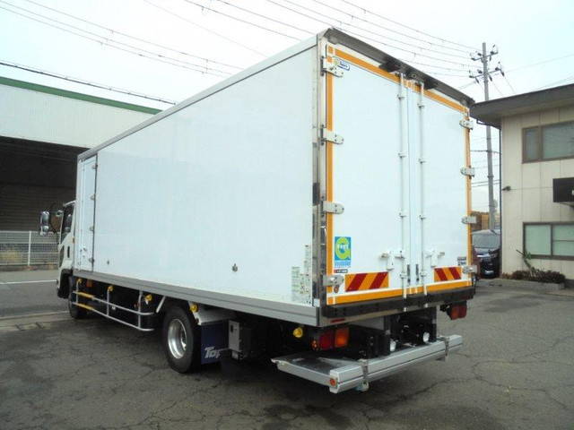 いすゞフォワード冷凍車（冷蔵車）中型（4t）[写真02]