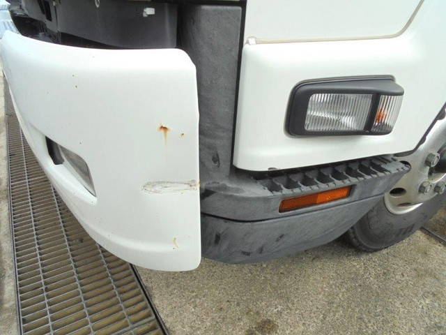 いすゞフォワード冷凍車（冷蔵車）中型（4t）[写真22]