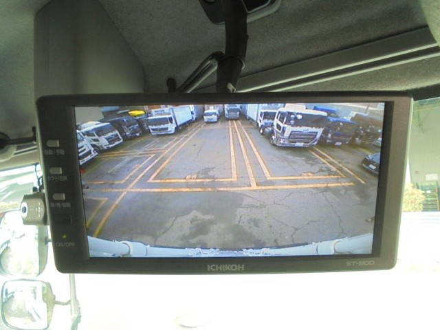 いすゞフォワード冷凍車（冷蔵車）中型（4t）[写真27]