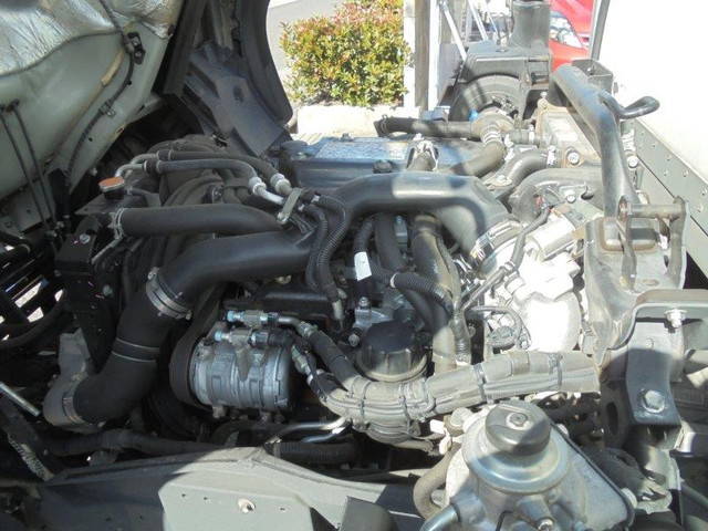 いすゞフォワード冷凍車（冷蔵車）中型（4t）[写真23]