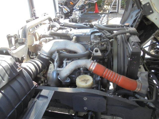 いすゞフォワード冷凍車（冷蔵車）中型（4t）[写真24]