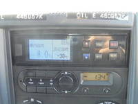 いすゞフォワード冷凍車（冷蔵車）中型（4t）[写真28]