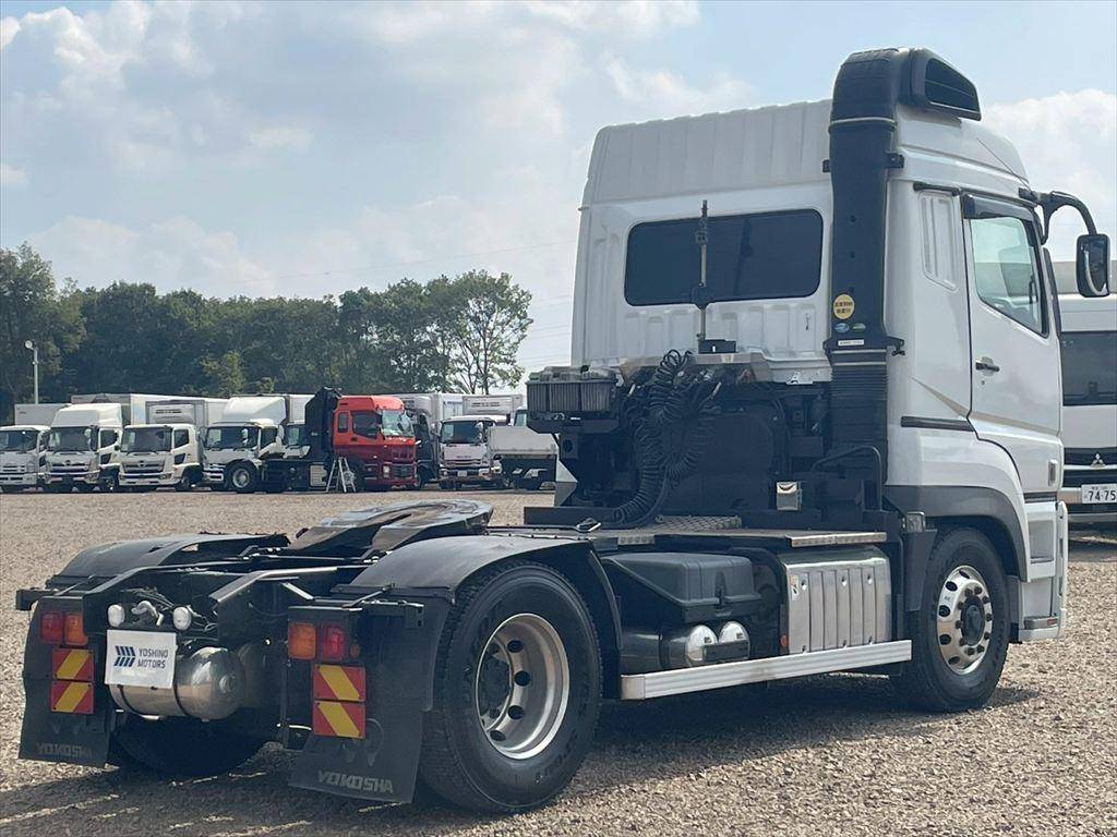 三菱ふそうスーパーグレートトレーラーヘッド（トラクターヘッド）大型（10t）[写真04]