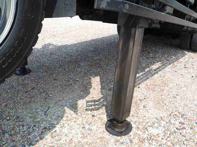 UDトラックスコンドルセルフローダー増トン（6t・8t）[写真14]