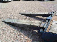 UDトラックスコンドルセルフローダー増トン（6t・8t）[写真19]