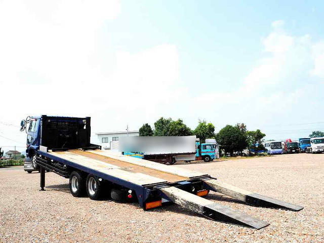 UDトラックスコンドルセルフローダー増トン（6t・8t）[写真02]