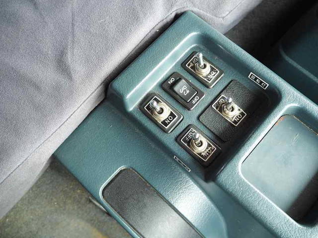 UDトラックスコンドルセルフローダー増トン（6t・8t）[写真37]