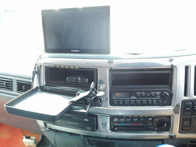 UDトラックスコンドルセルフローダー増トン（6t・8t）[写真38]