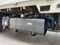 三菱ふそうキャンター平ボディ小型（2t・3t）[写真10]