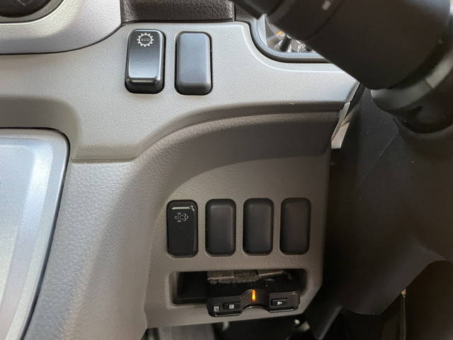 三菱ふそうキャンター平ボディ小型（2t・3t）[写真28]