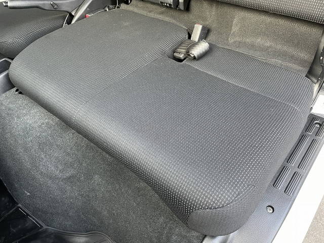 三菱ふそうキャンター平ボディ小型（2t・3t）[写真34]