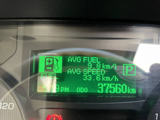 三菱ふそうキャンター平ボディ小型（2t・3t）[写真36]