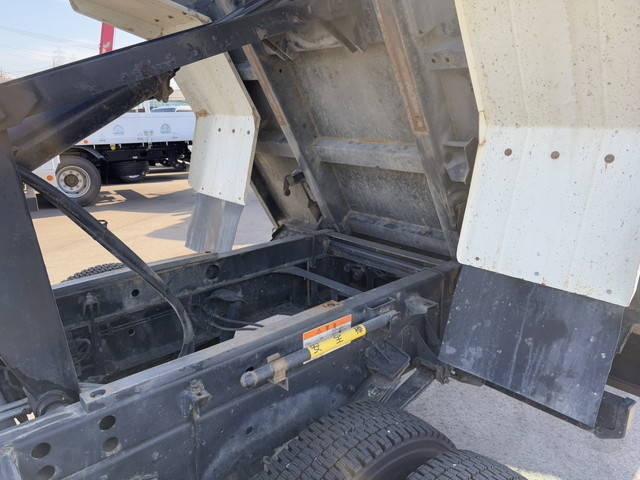 日野レンジャーダンプ中型（4t）[写真16]