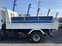 日野レンジャーダンプ中型（4t）[写真08]