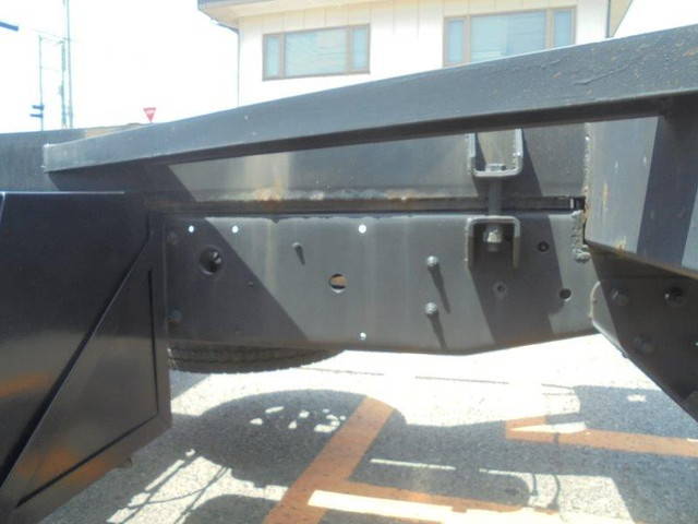 UDトラックスクオンコンテナ専用車大型（10t）[写真10]