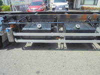 UDトラックスクオンコンテナ専用車大型（10t）[写真14]