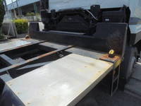 UDトラックスクオンコンテナ専用車大型（10t）[写真09]