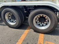 三菱ふそうスーパーグレートコンテナ専用車大型（10t）[写真13]