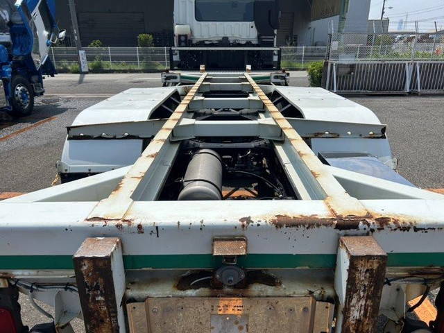 三菱ふそうスーパーグレートコンテナ専用車大型（10t）[写真05]