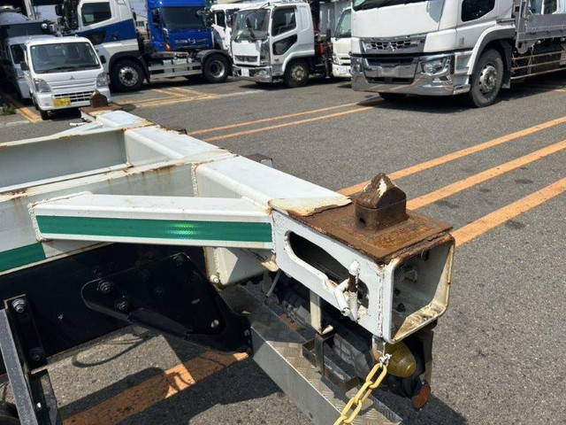 三菱ふそうスーパーグレートコンテナ専用車大型（10t）[写真06]