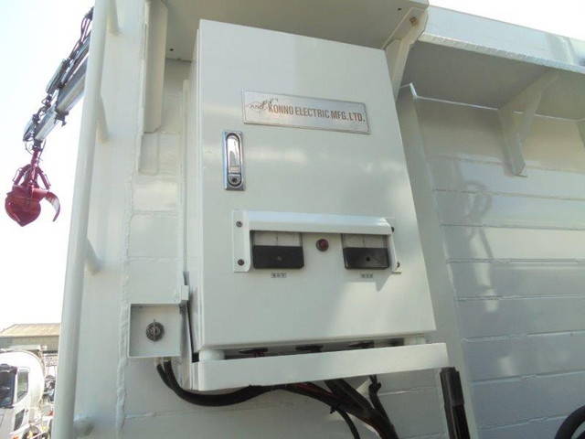 三菱ふそうスーパーグレートクレーン4段大型（10t）[写真13]