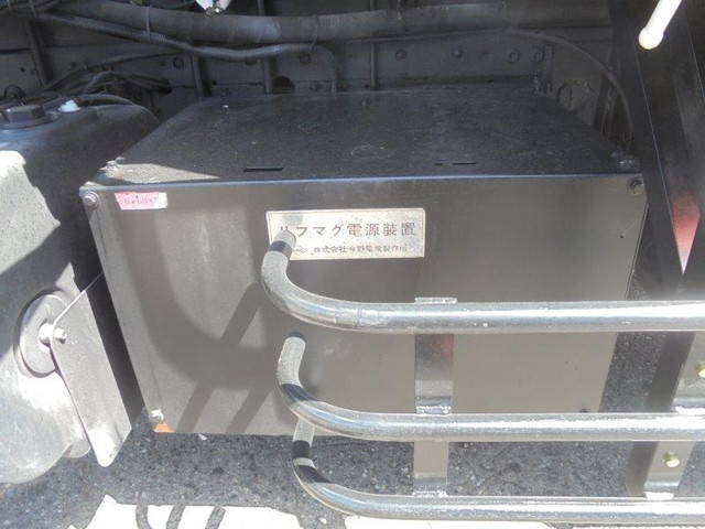 三菱ふそうスーパーグレートクレーン4段大型（10t）[写真14]