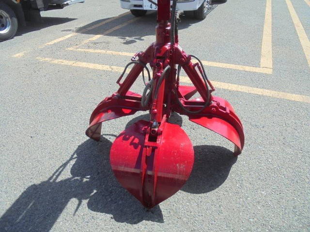 三菱ふそうスーパーグレートクレーン4段大型（10t）[写真16]