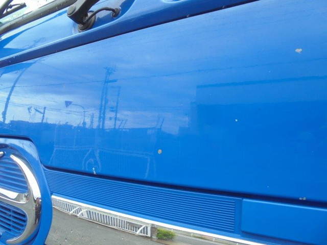 日野プロフィアトレーラーヘッド（トラクターヘッド）大型（10t）[写真16]