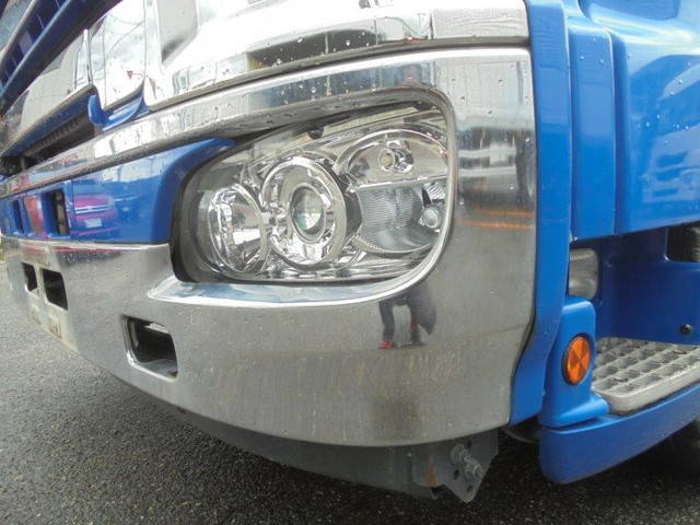 日野プロフィアトレーラーヘッド（トラクターヘッド）大型（10t）[写真18]