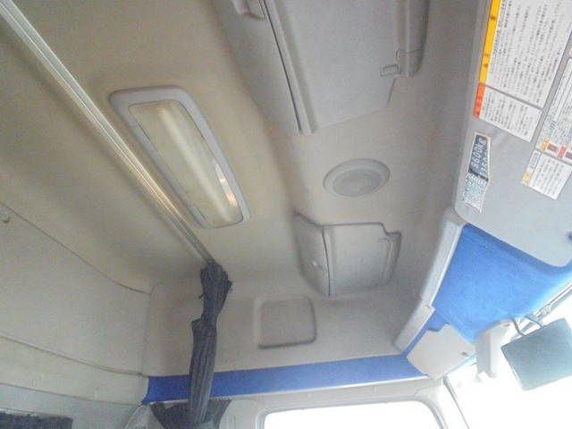 日野プロフィアトレーラーヘッド（トラクターヘッド）大型（10t）[写真23]