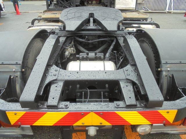 日野プロフィアトレーラーヘッド（トラクターヘッド）大型（10t）[写真05]