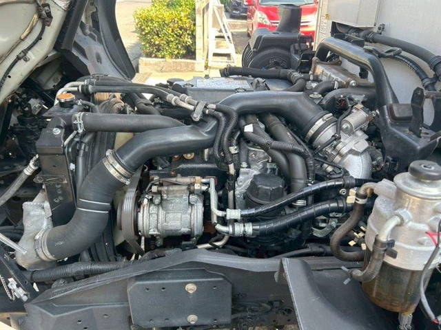 いすゞフォワード冷凍車（冷蔵車）中型（4t）[写真21]