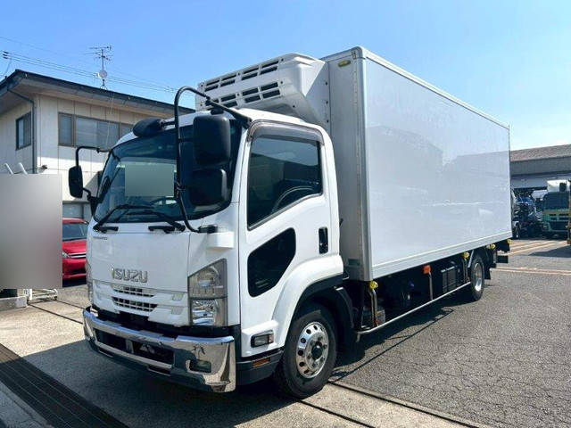 いすゞフォワード冷凍車（冷蔵車）中型（4t）[写真03]