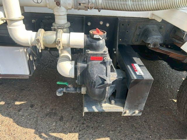 日野デュトロ散水車小型（2t・3t）[写真12]