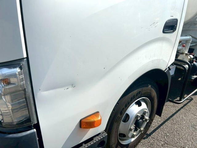 日野デュトロ散水車小型（2t・3t）[写真18]