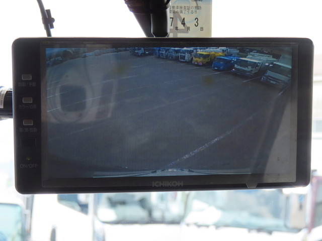 三菱ふそうスーパーグレートアルミウイング大型（10t）[写真23]