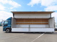 三菱ふそうスーパーグレートアルミウイング大型（10t）[写真26]