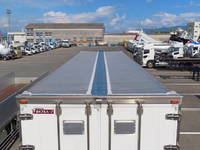 三菱ふそうスーパーグレートアルミウイング大型（10t）[写真08]