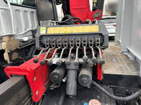 三菱ふそうファイタークレーン4段増トン（6t・8t）[写真18]