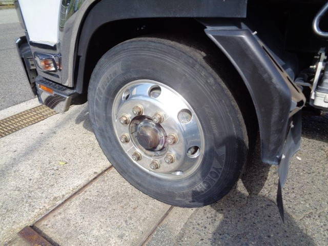 いすゞフォワードシャーシ増トン（6t・8t）[写真11]