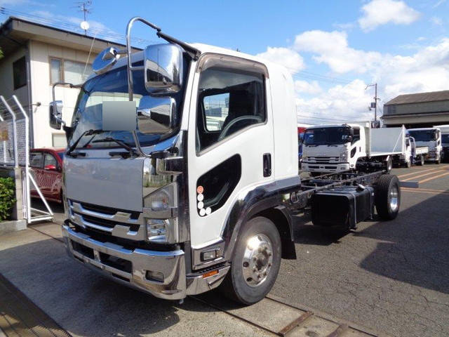 いすゞフォワードシャーシ増トン（6t・8t）[写真03]