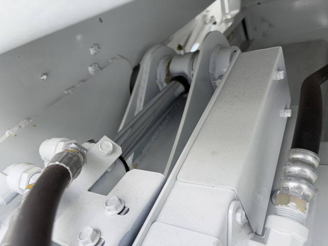 三菱ふそうキャンターパッカー車（塵芥車）小型（2t・3t）[写真12]