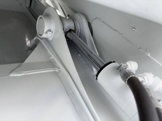 三菱ふそうキャンターパッカー車（塵芥車）小型（2t・3t）[写真13]