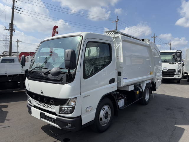 三菱ふそうキャンターパッカー車（塵芥車）小型（2t・3t）[写真03]