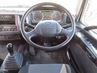 日野レンジャー冷蔵冷凍ウイング中型（4t）[写真22]