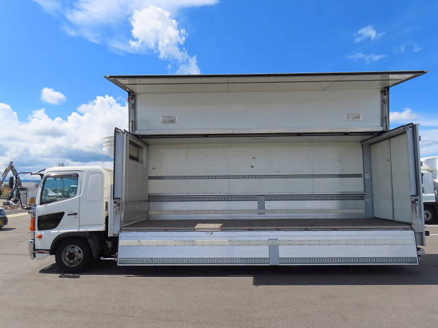 日野レンジャー冷蔵冷凍ウイング中型（4t）[写真25]