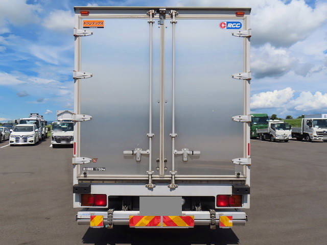 日野レンジャー冷蔵冷凍ウイング中型（4t）[写真05]