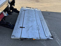 日野デュトロ冷凍車（冷蔵車）小型（2t・3t）[写真11]