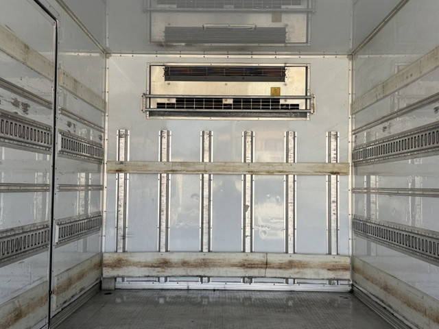 日野デュトロ冷凍車（冷蔵車）小型（2t・3t）[写真18]