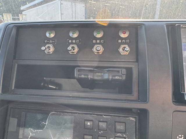 日野デュトロ冷凍車（冷蔵車）小型（2t・3t）[写真27]